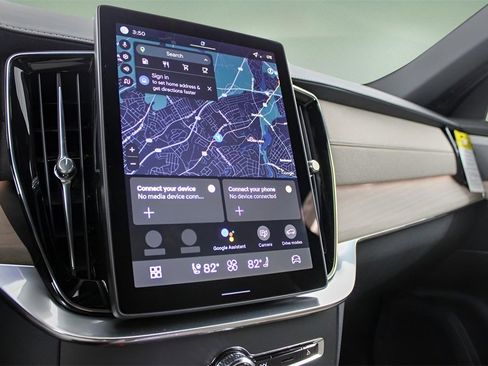 New 2026 Volvo XC90 B6 Plus w/ Protection Package Premier image 23