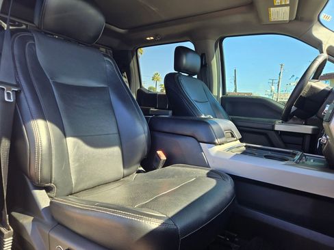 Used 2017 Ford F250 Lariat w/ Lariat Ultimate Package image 15