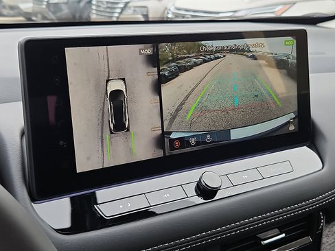 New 2026 Nissan Rogue Platinum w/ Platinum Premium Package image 17