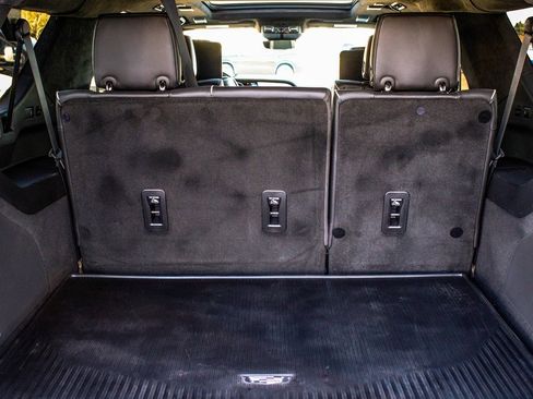 Used 2022 Cadillac Escalade ESV Sport Platinum w/ LPO, ONYX Package image 46