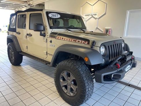 Used 2017 Jeep Wrangler Unlimited Rubicon AWD/4WD image 1