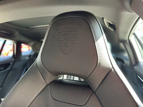 Used 2026 Porsche Panamera image 23