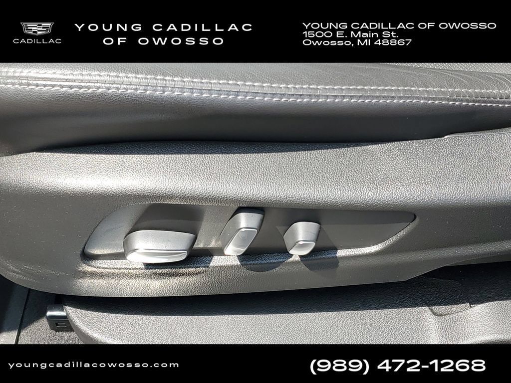 Certified 2024 Cadillac XT5 Premium Luxury w/ LPO, Floor Liner Package AWD/4WD image 9