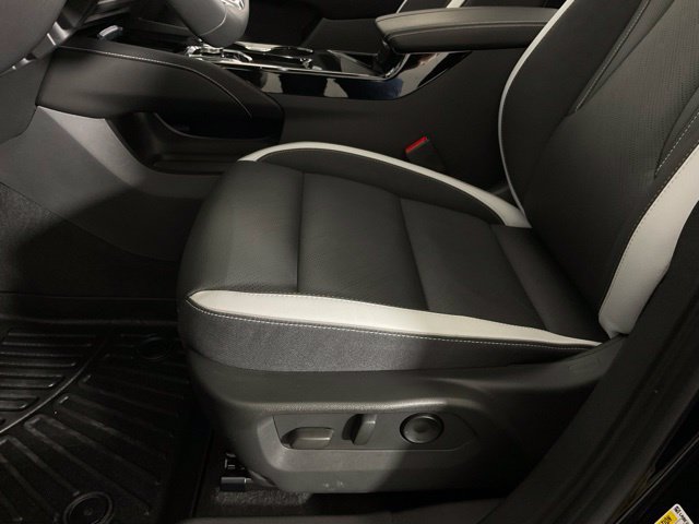 Used 2024 Buick Envision Sport Touring AWD/4WD image 33