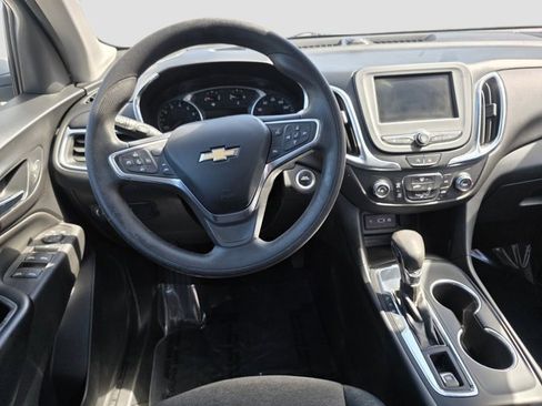 Used 2022 Chevrolet Equinox LT image 17