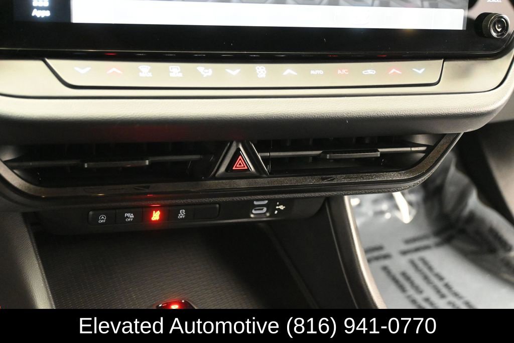 Used 2026 Dodge Charger R/T w/ Driver Convenience Group AWD/4WD image 12