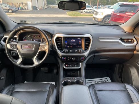 Used 2020 GMC Acadia SLT w/ LPO, Floor Liner Package AWD/4WD image 25