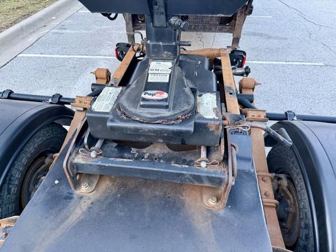 Used 2016 RAM 3500 SLT w/ Quick Order Package 29G SLT image 39