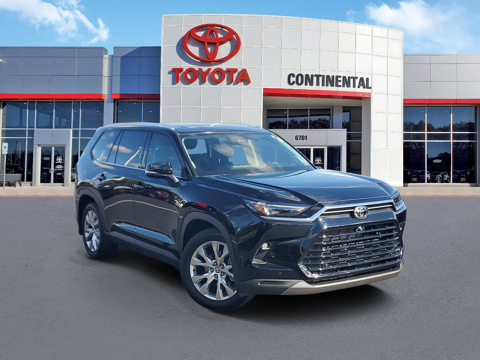 Certified 2025 Toyota Grand Highlander AWD Hybrid image 2