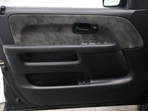 Used 2004 Honda CR-V EX image 12