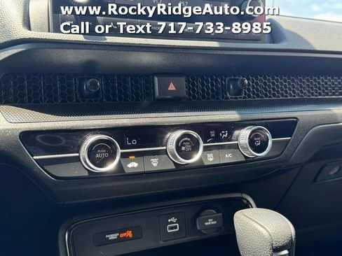 Used 2025 Honda CR-V LX image 21