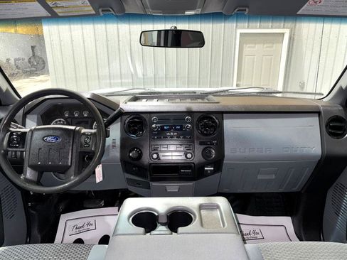 Used 2016 Ford F250 XL w/ Power Equipment Group image 17