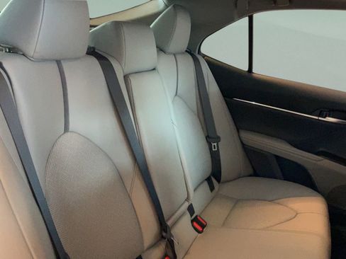 Used 2024 Toyota Camry XLE FWD image 34