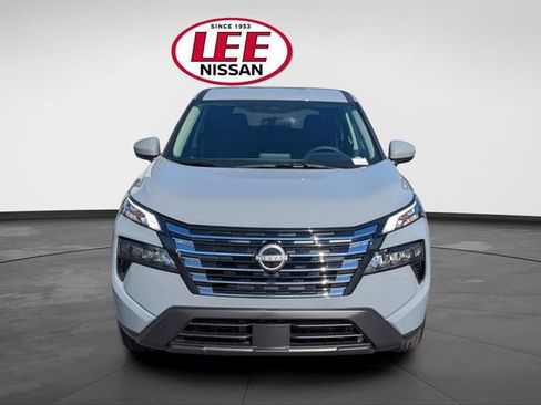 New 2026 Nissan Rogue SV w/ Cold Weather Package FWD image 8