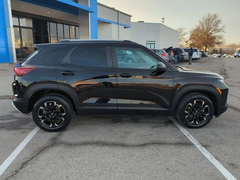 Used 2023 Chevrolet TrailBlazer LT w/ Convenience Package image 7