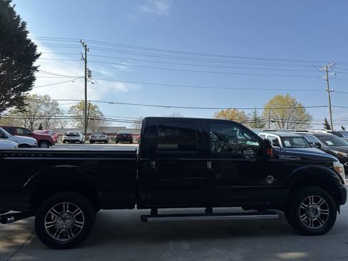 Used 2013 Ford F250 Platinum image 16