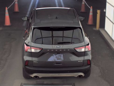 Used 2021 Ford Escape SEL AWD/4WD image 3