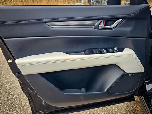 Used 2023 MAZDA CX-5 AWD 2.5 S w/ Premium Package image 9