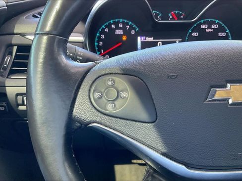 Used 2018 Chevrolet Impala LT image 23