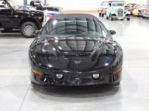 Used 1997 Pontiac Firebird Trans Am w/ Ram Air Performance Pkg RWD image 19