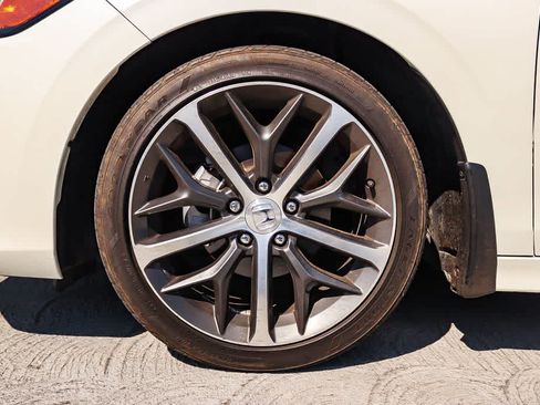 Used 2023 Honda Civic Touring image 11