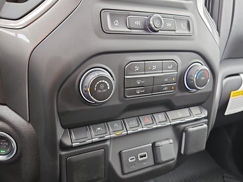 New 2026 Chevrolet Silverado 1500 Custom Trail Boss AWD/4WD image 17