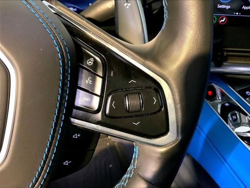 Used 2022 Chevrolet Corvette Stingray Premium Conv w/ Z51 Performance Package image 28