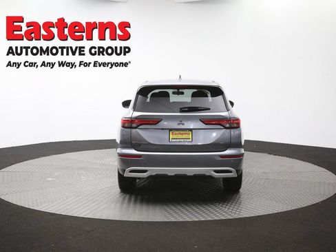 Used 2024 Mitsubishi Outlander SE AWD/4WD image 37