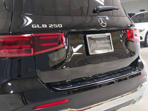 Certified 2025 Mercedes-Benz GLB 250 GLB 250 image 14