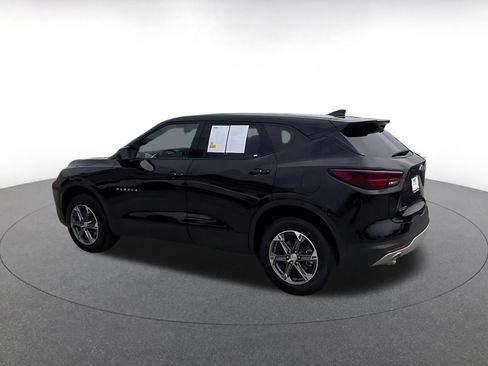Used 2025 Chevrolet Blazer LT FWD image 10