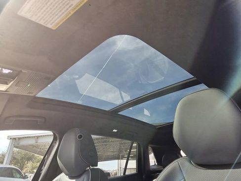 New 2026 Volkswagen Tiguan SEL R-Line image 23