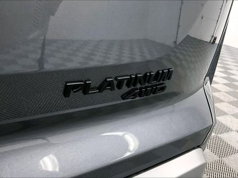 New 2025 Nissan Pathfinder Platinum w/ Lighting Package (N93) image 18