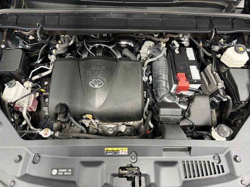 Used 2022 Toyota Highlander XSE image 31