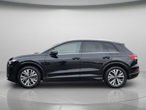 Used 2023 Audi Q4 e-tron Premium Plus w/ Premium Plus RWD image 3