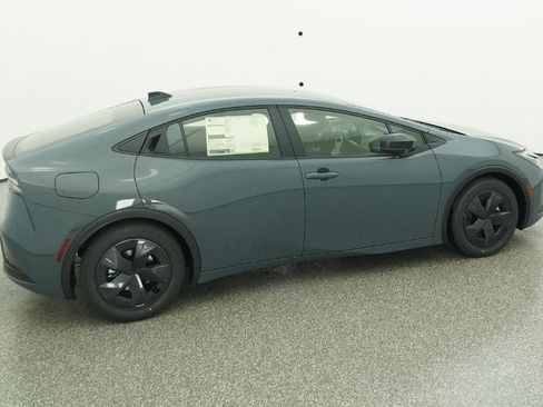 New 2026 Toyota Prius Plug-In Hybrid image 24