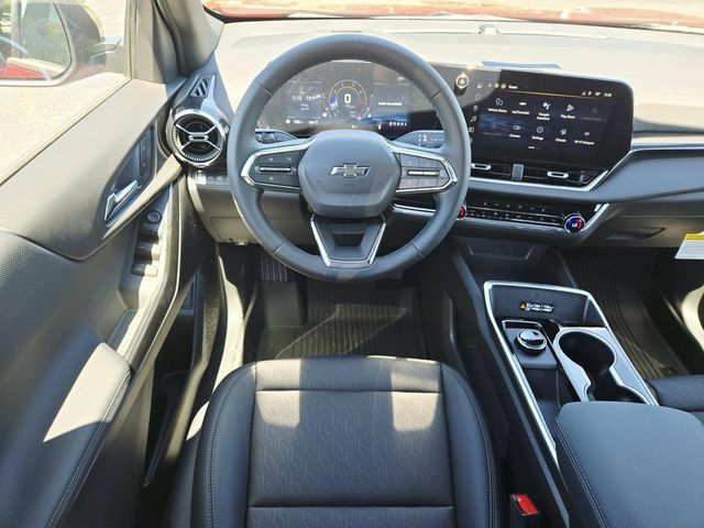 New 2026 Chevrolet Equinox LT w/ Convenience Package II AWD/4WD image 7