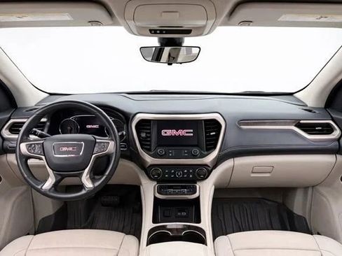 Used 2023 GMC Acadia Denali w/ Denali Ultimate Package AWD/4WD image 17