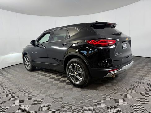 Used 2025 Chevrolet Blazer LT AWD/4WD image 9