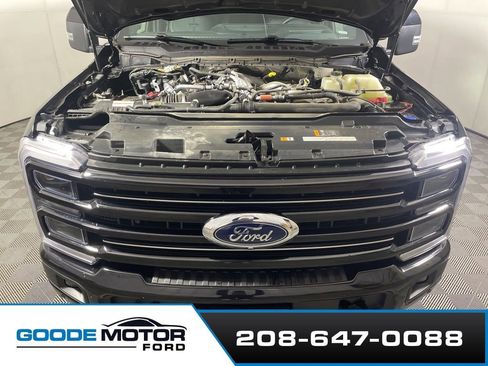 Used 2025 Ford F350 Platinum w/ Tremor Off-Road Package AWD/4WD image 25