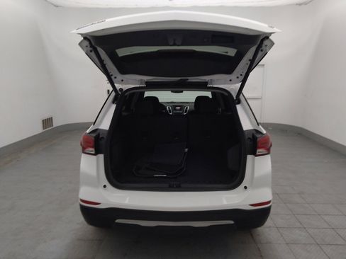 Used 2024 Chevrolet Equinox LT image 29