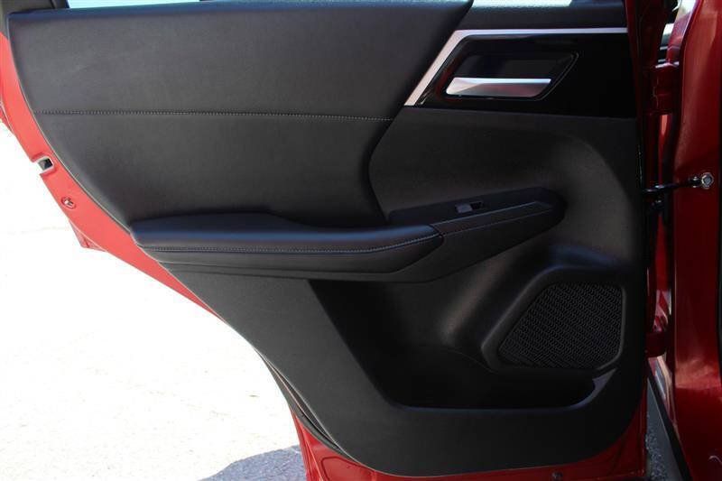 Used 2023 Mitsubishi Outlander SE AWD/4WD image 21