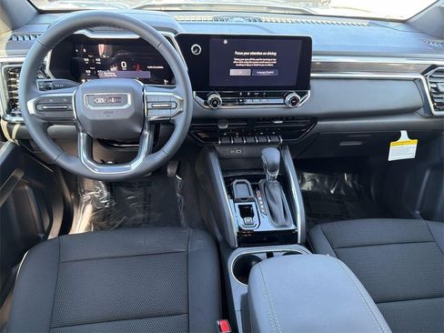 New 2026 GMC Canyon Elevation image 6