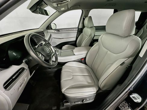 Used 2025 Hyundai Palisade SEL FWD image 13