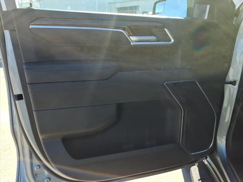 Used 2021 GMC Sierra 1500 4x4 Crew Cab w/ Sierra Value Package image 14