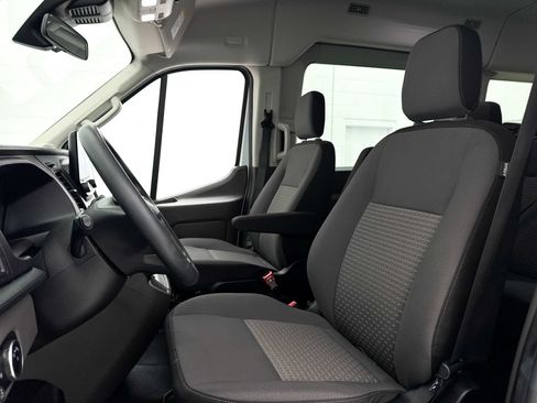 Used 2021 Ford Transit 350 XLT RWD image 18