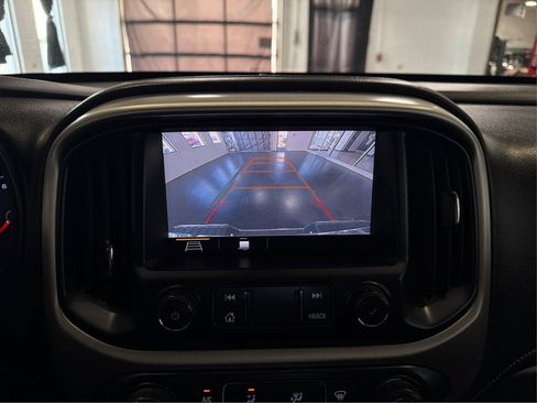 Used 2019 GMC Canyon SLE AWD/4WD image 24