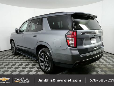 Used 2022 Chevrolet Tahoe Z71 w/ Luxury Package image 3