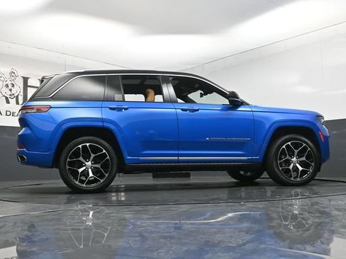 Used 2023 Jeep Grand Cherokee Summit AWD/4WD image 73