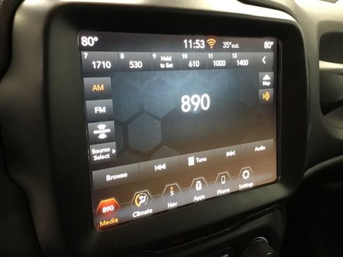 Used 2023 Jeep Renegade Trailhawk w/ Trailer Tow Group AWD/4WD image 14