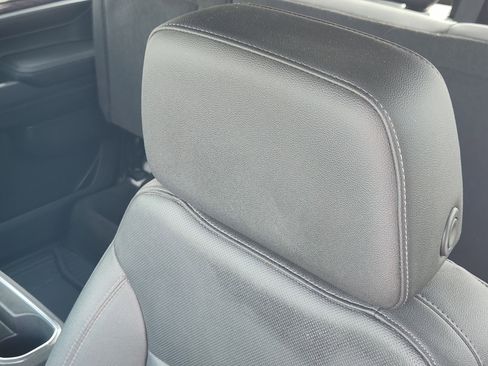 Used 2022 Chevrolet Silverado 1500 LTZ AWD/4WD image 16